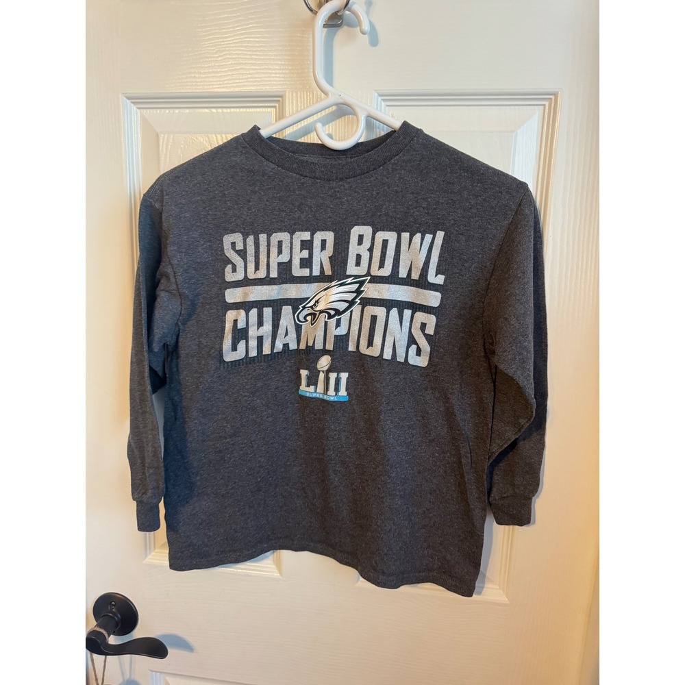 Philadelphia‎ Eagles Super Bowl LII Champions Long Sleeve Shirt Youth Medium